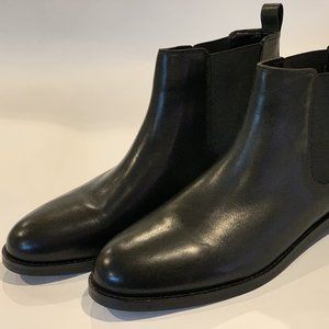 Women's Black Leather Chelsea Boots, Size 10B